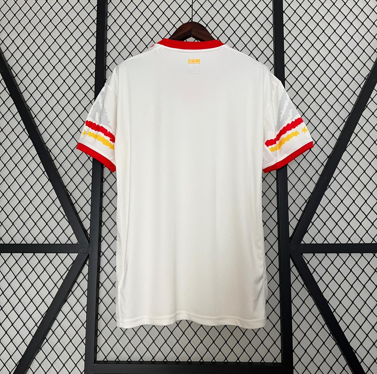 Camisa Internacional Special Edition 23/24 - Imagem 2